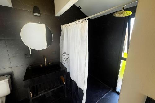 Phòng tắm tại Tiny House Pool