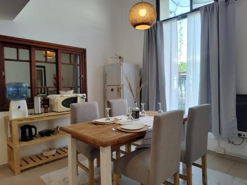 TV a/nebo společenská místnost v ubytování Almablanca