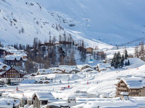 Studio cosy skis aux pieds, terrasse, proche village, animaux admis