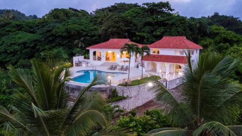 Villa Playa Colorada Eco-Luxury Beachfront Retreat