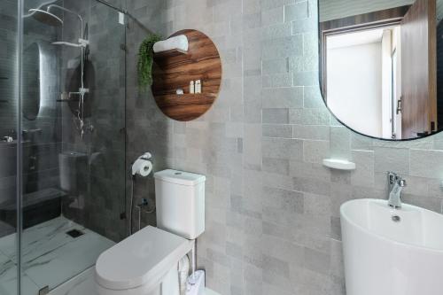 Ένα μπάνιο στο Villa Ramona, Calme, Luxe et Piscine