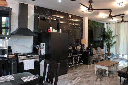 Gallery image of Casa Greengo's Playa Matanchen in San Blas