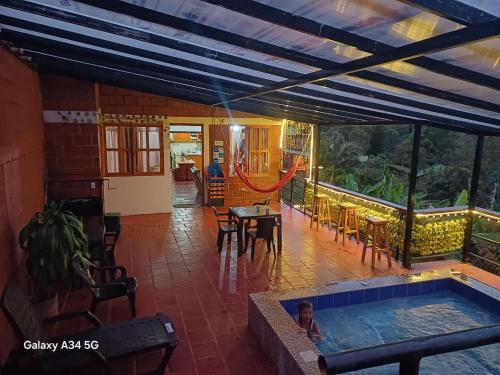 Billede fra billedgalleriet på Glampin y Cabañas MAGISTRAL VILLA EL EDEN i Cali
