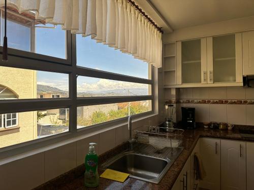 Η κουζίνα ή μικρή κουζίνα στο Casa Independiente - Lujo y Comodidad