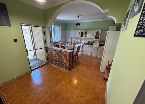 Η κουζίνα ή μικρή κουζίνα στο Verano