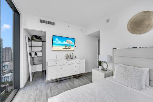 Miami City Lights 2BR 2BA photo 11