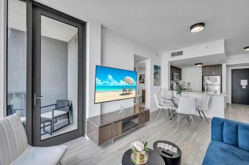 Miami City Lights 2BR 2BA photo 25