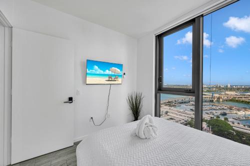 Miami City Lights 2BR 2BA photo 16
