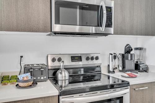 Miami City Lights 2BR 2BA photo 19