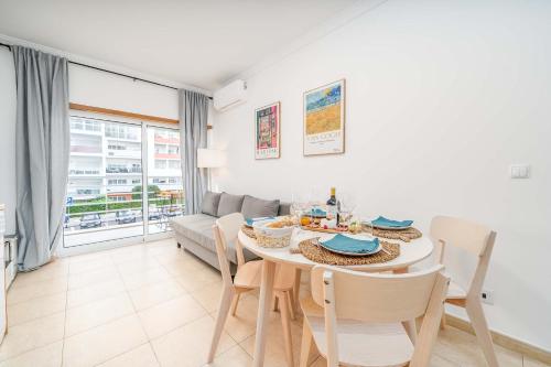 Bright Flat with Pool & Balcony by HostWise