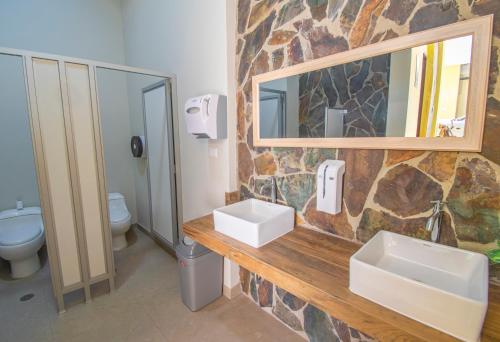 Ένα μπάνιο στο Pascana Hotel