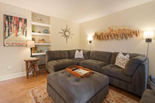 Et opholdsområde på Abbot House Condo 4 with SHARC Passes