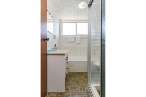 Ένα μπάνιο στο Anchorage 33