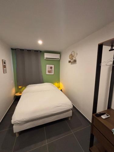 Ένα ή περισσότερα κρεβάτια σε δωμάτιο στο Casa Nalya