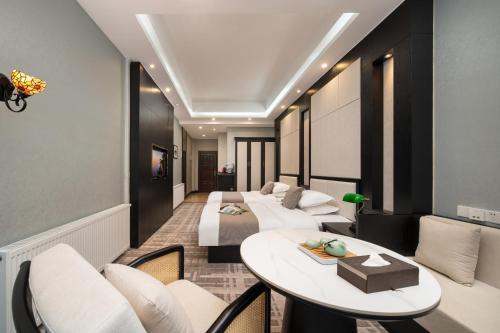 Φωτογραφία από το άλμπουμ του Lushan Building International Hotel σε Jiujiang