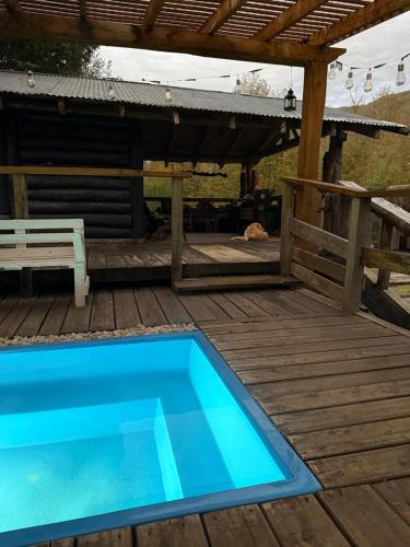 Πισίνα στο ή κοντά στο cabañas refugio quillaileo