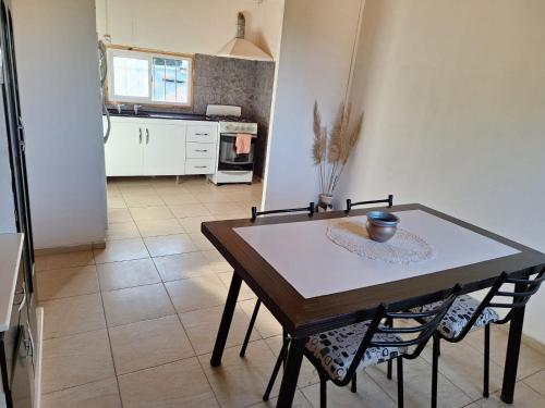 Køkken eller tekøkken på Depto colonia caroya