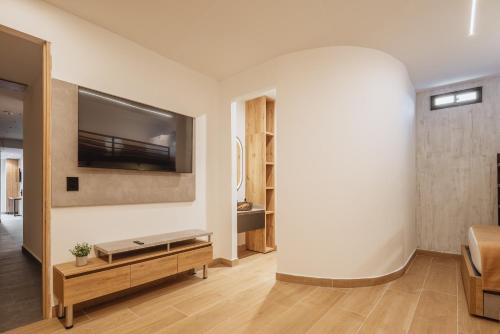 TV/trung tâm giải trí tại Green House Hotel