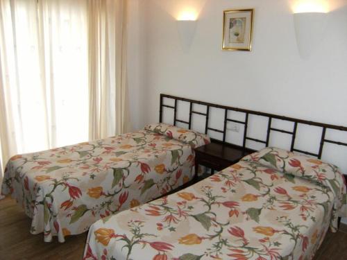 Apartment for 5 people with garden