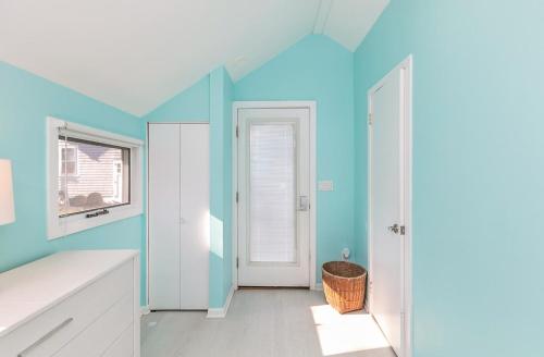 Ảnh trong thư viện ảnh của Tennis & Sea Escape - Hydrangeas in the Hamptons ở Westhampton Beach