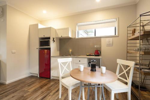 Η κουζίνα ή μικρή κουζίνα στο Tessies Studio