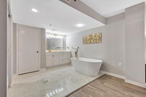 2119 Villamare photo 25