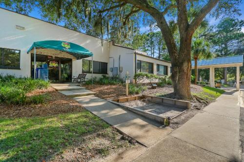 A145 HH Beach & Tennis Resort photo 44
