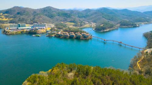 리조트 주변 자연 경관