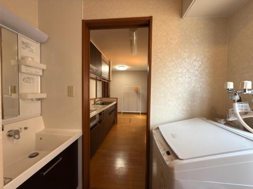 Un baño de SOL STAY 6min JR Ski retreat Free Parking