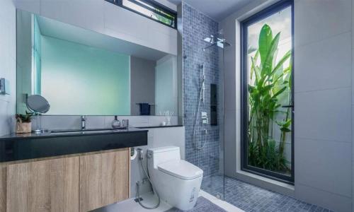 Koupelna v ubytování Stylish 2BR Naiton Aileen Villa w Private Pool