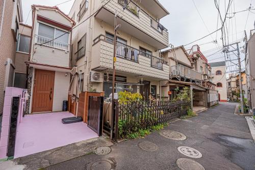 Sky Tree Stay Hotel 5 8-minute walk from Yahiro Station 3-minute train ride to Tokyo Skytree Station
