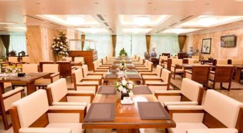 Posezení v ubytování Lakeside Hotel Nam Dinh