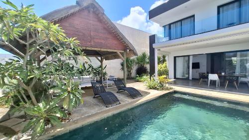 Villa Frangipany - Pereybere - Moderne, Charmante avec Piscine Privée