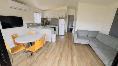 Köök või kööginurk majutusasutuses Griffith Tourist Caravan park