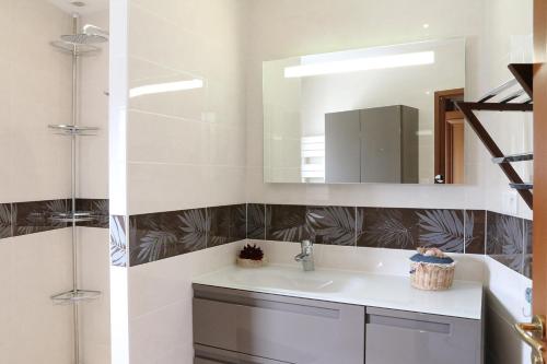 Phòng tắm tại Les Chouettes