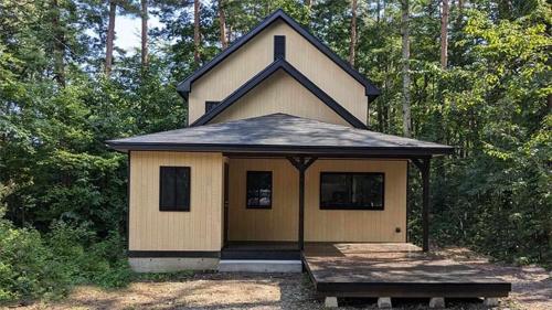 Kozi Cabin
