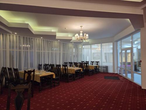 Restaurace v ubytování Andy Grand Hotel Predeal