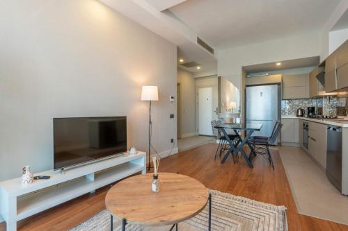 Η κουζίνα ή μικρή κουζίνα στο Luxury Residence in Sirius Town Pool & Spa