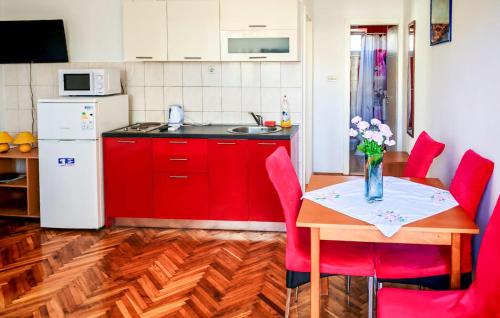 Nice Apartment In Vodice With Wifi