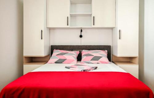 Nice Apartment In Vodice With Wifi