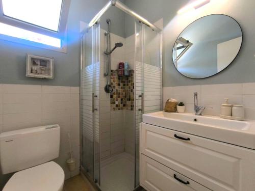 Koupelna v ubytování Pinat Nofesh