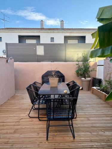 Duplex Magnifique Lumineux au calme sur la Côte d'Azur, Animaux acceptés