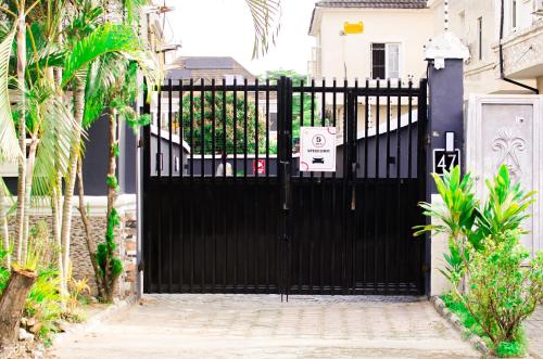 Ảnh trong thư viện ảnh của Heirloom Luxury Hotel and Apartments ở Maiyegun