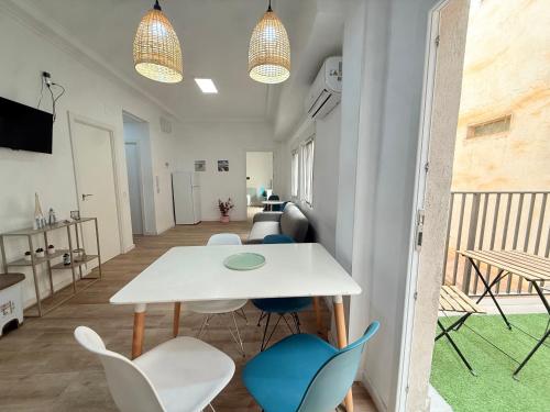 Céntrico Conjunto Habitacional Alicante