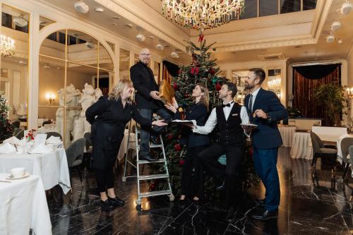 Гости Grand Palace Hotel - Small Luxury Hotels of the World