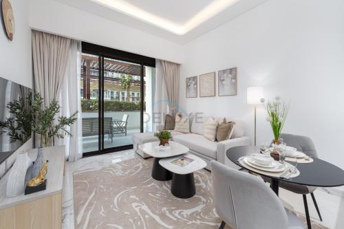 Perfectly Positioned Near the Park and Meydan Racecourse, Just a 20-Minute Drive to Global Village, Azizi Riviera 65, Al Merkadh by Deluxe Holiday Homes