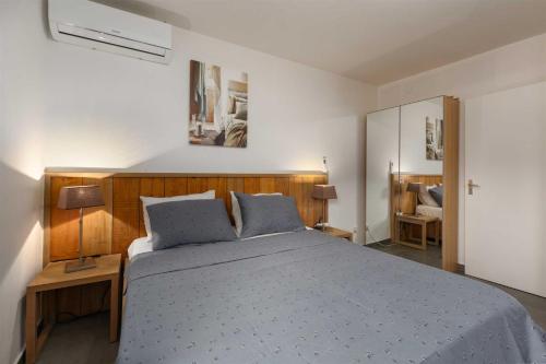 En eller flere senge i et værelse på Villa Barbara by Kompas Villas