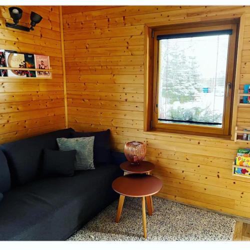 Istumisnurk majutusasutuses Kemp Ubislav