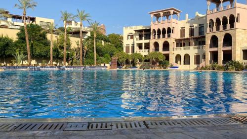 Bazén v ubytování Mela chalet family only nebo v jeho okolí