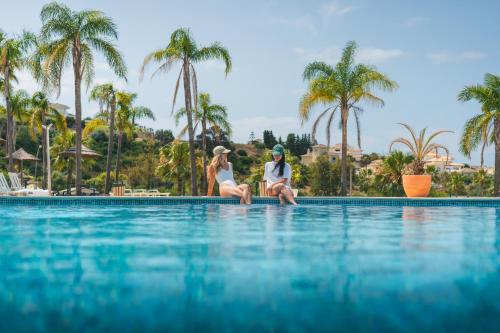 Bassein majutusasutuses HolaCamp Albufeira või selle lähedal